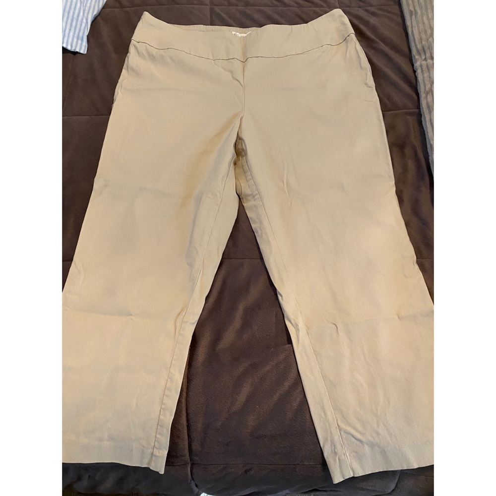 Cato tan capri pants size 16